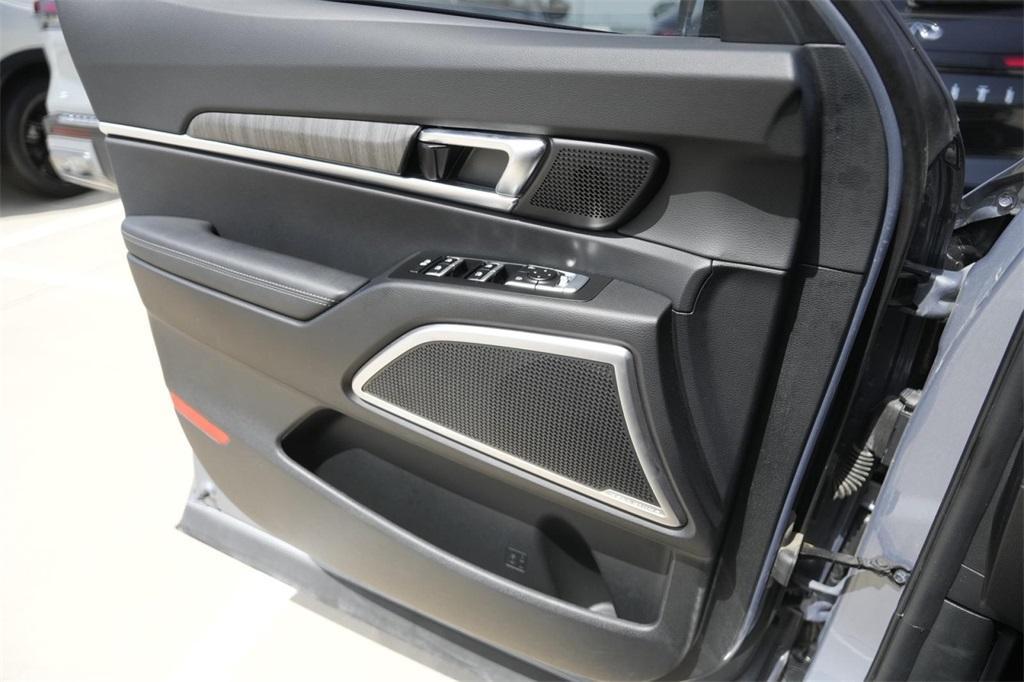 used 2024 Kia Telluride car, priced at $38,500