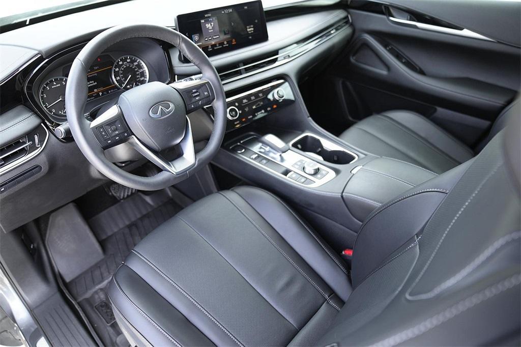 used 2024 INFINITI QX60 car