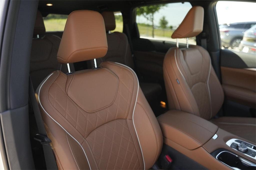 new 2025 INFINITI QX60 car, priced at $61,547