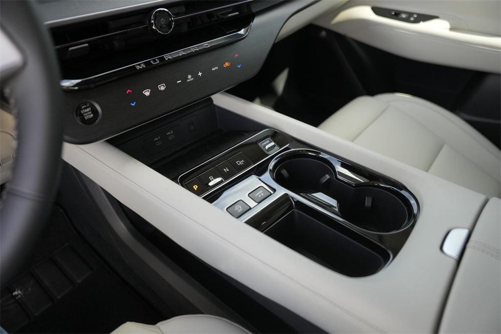 used 2025 Nissan Murano car, priced at $36,000