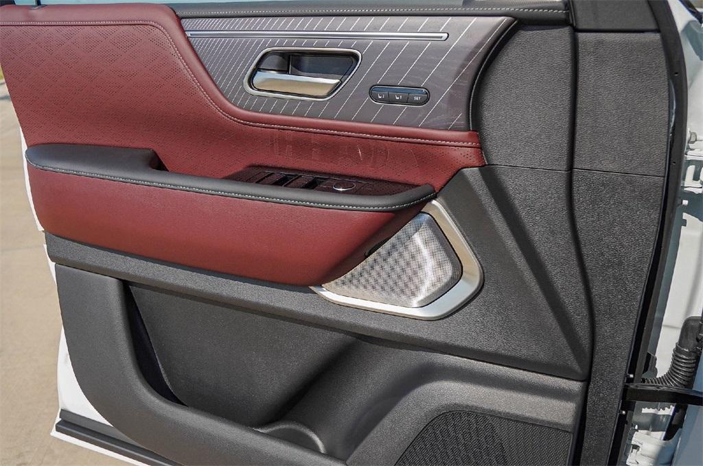 new 2026 INFINITI QX80 car, priced at $116,255