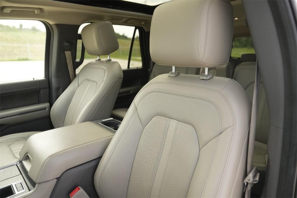 used 2020 Ford Expedition Max car, priced at $28,750