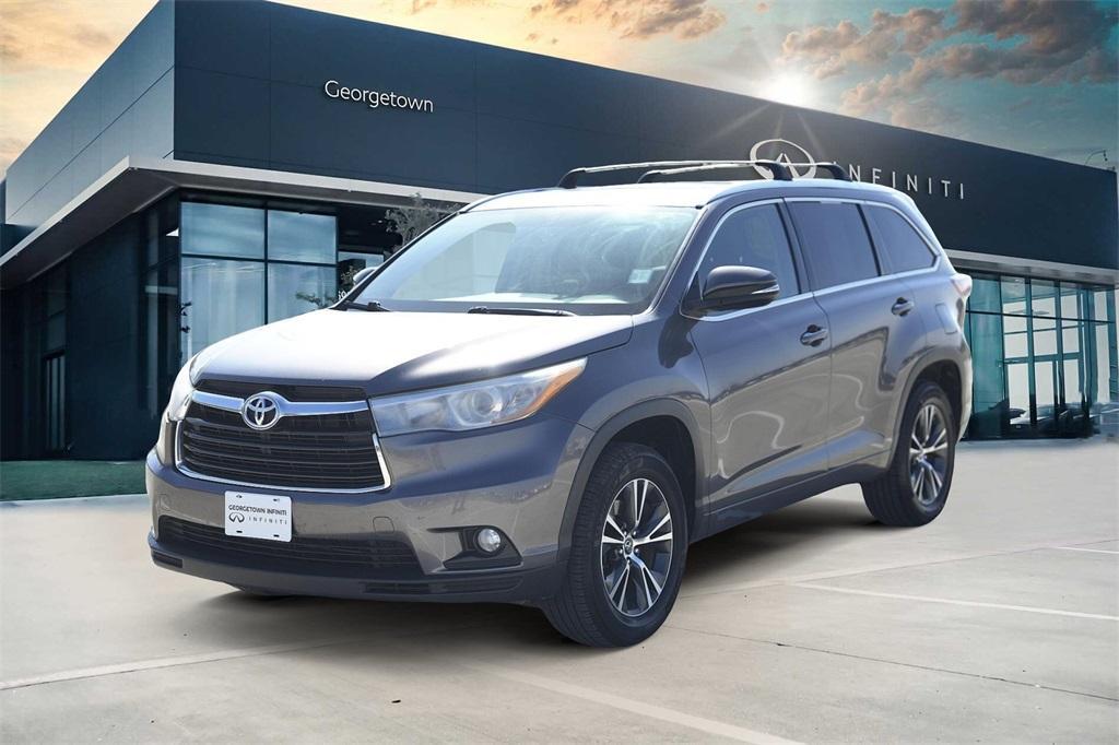 used 2016 Toyota Highlander car, priced at $16,500