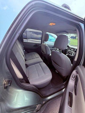 used 2005 Ford Escape car, priced at $3,995