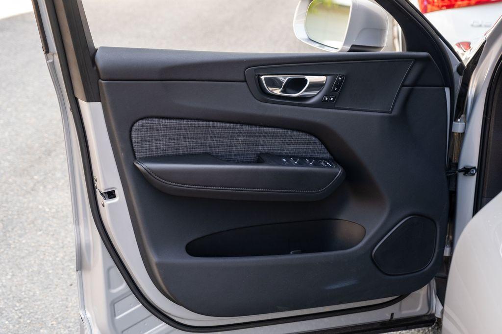 used 2022 Volvo XC60 car, priced at $29,415