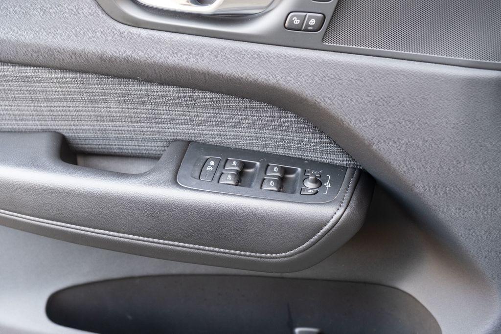 used 2022 Volvo XC60 car, priced at $29,415