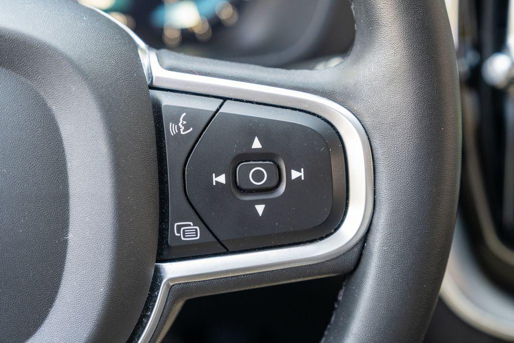 used 2022 Volvo XC60 car, priced at $29,415