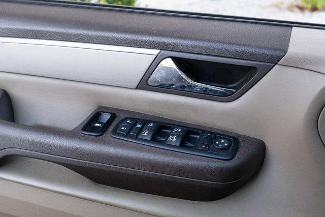 used 2012 Volkswagen Routan car, priced at $3,995