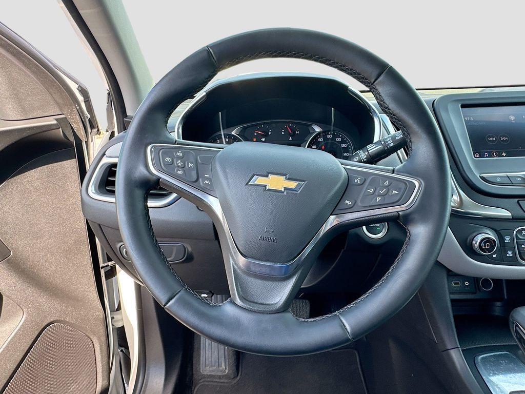 used 2024 Chevrolet Equinox car, priced at $22,149