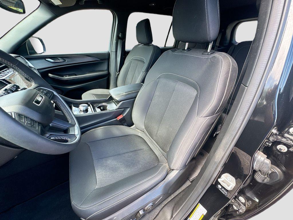 used 2024 Jeep Grand Cherokee L car, priced at $32,898