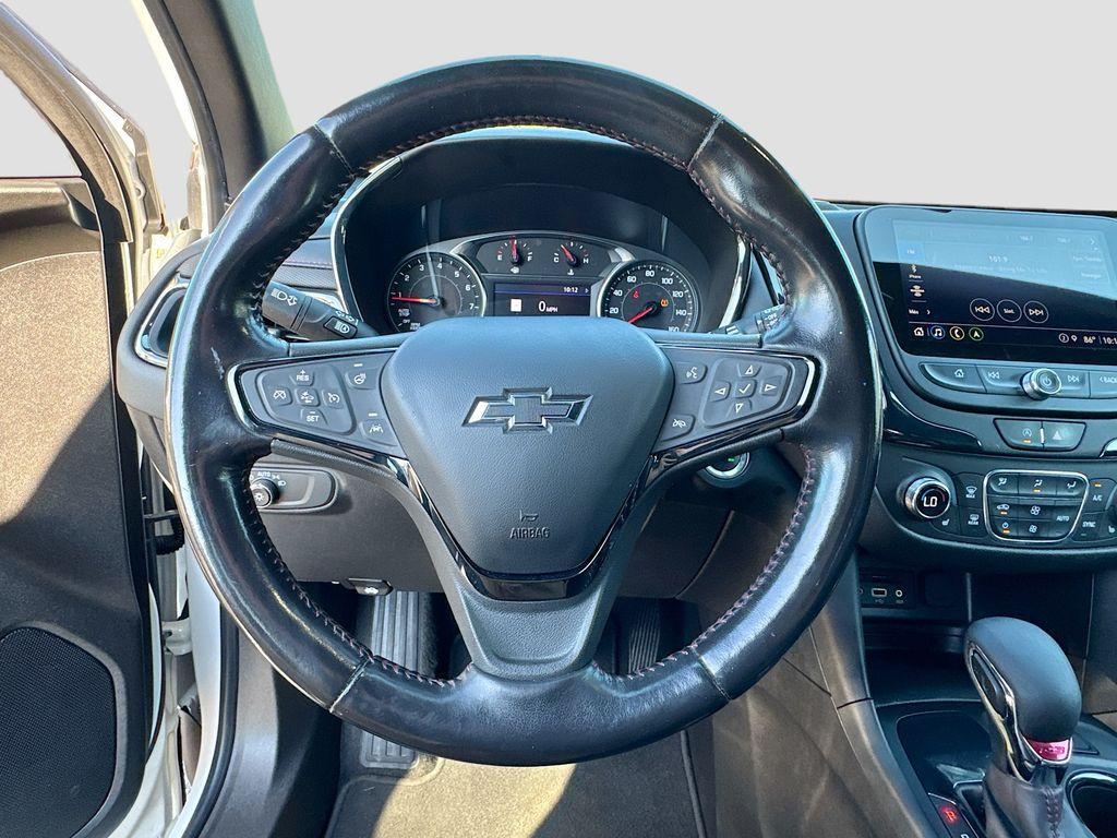 used 2022 Chevrolet Equinox car, priced at $22,888