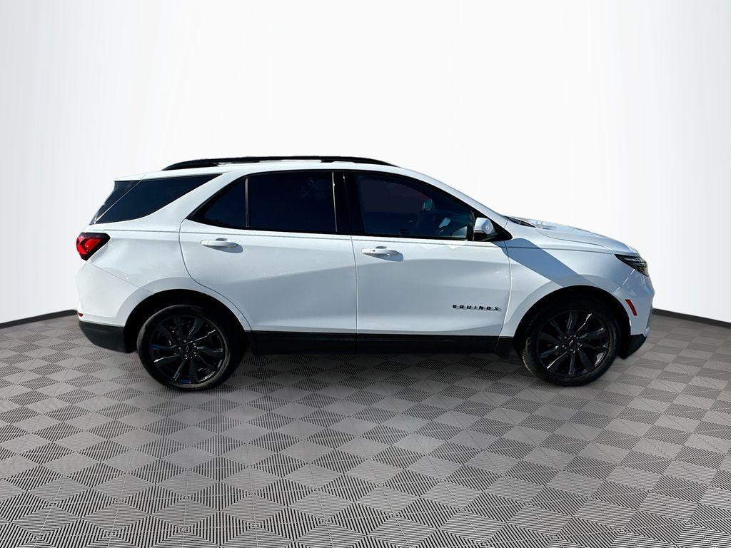 used 2022 Chevrolet Equinox car, priced at $22,888