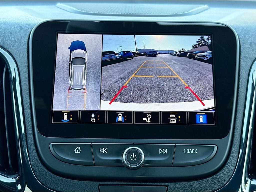 used 2022 Chevrolet Equinox car, priced at $22,888