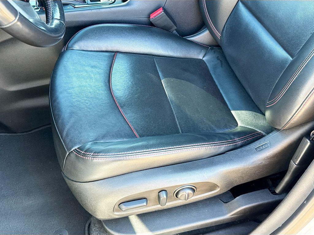 used 2022 Chevrolet Equinox car, priced at $22,888