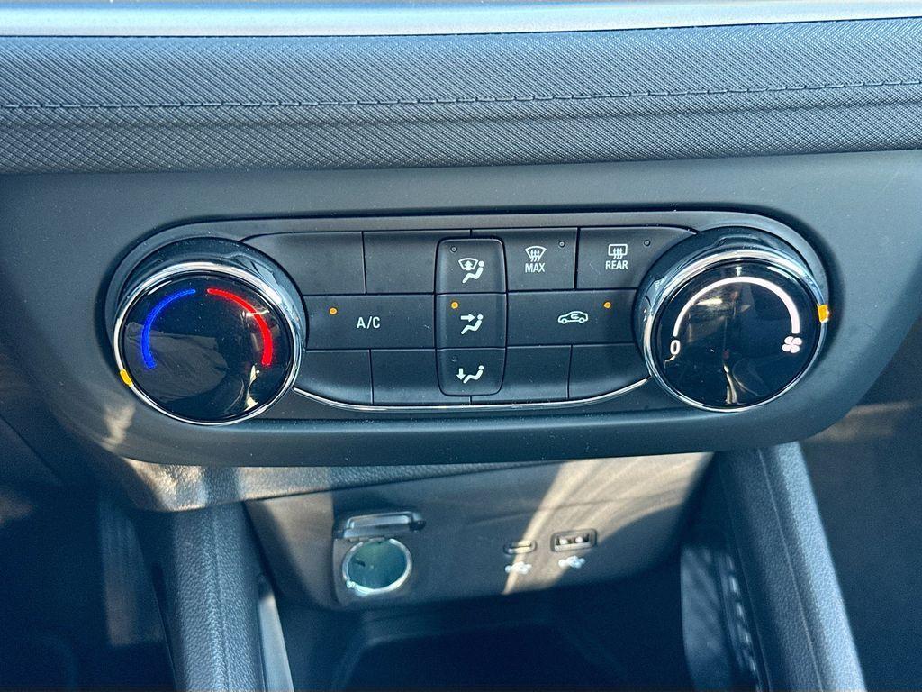used 2024 Chevrolet TrailBlazer car, priced at $22,485