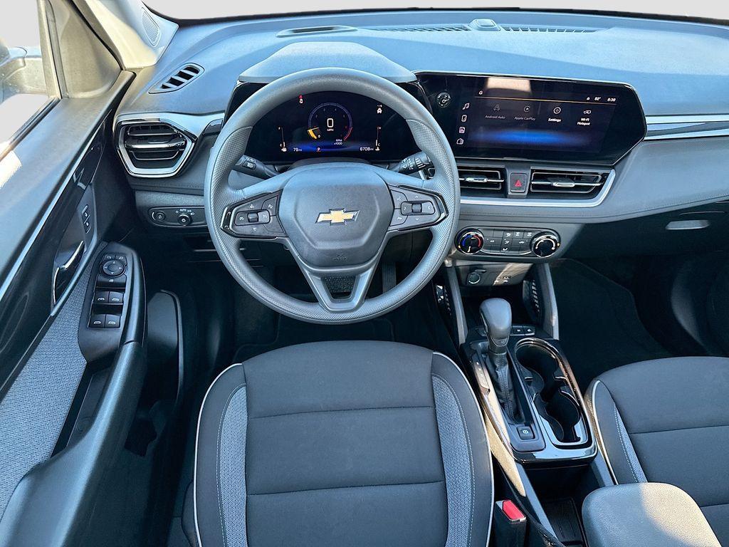 used 2024 Chevrolet TrailBlazer car, priced at $22,485