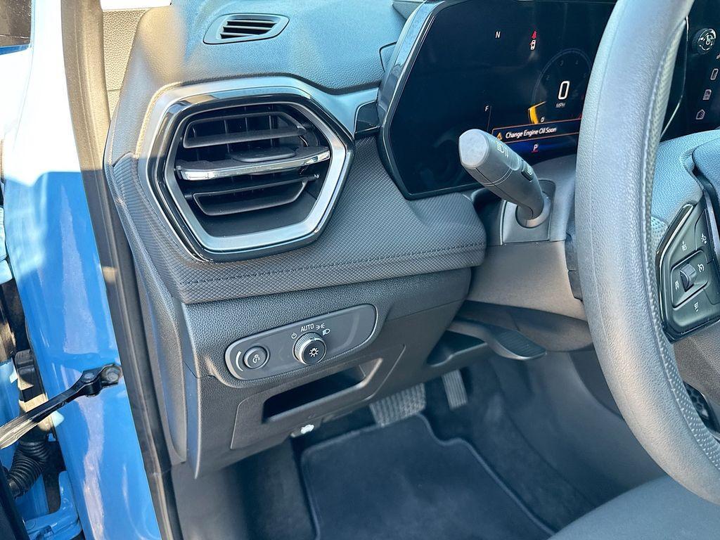 used 2024 Chevrolet TrailBlazer car, priced at $22,485