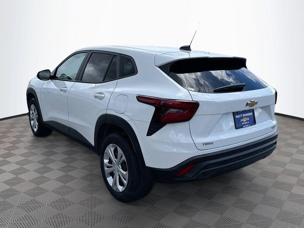 used 2025 Chevrolet Trax car, priced at $19,995