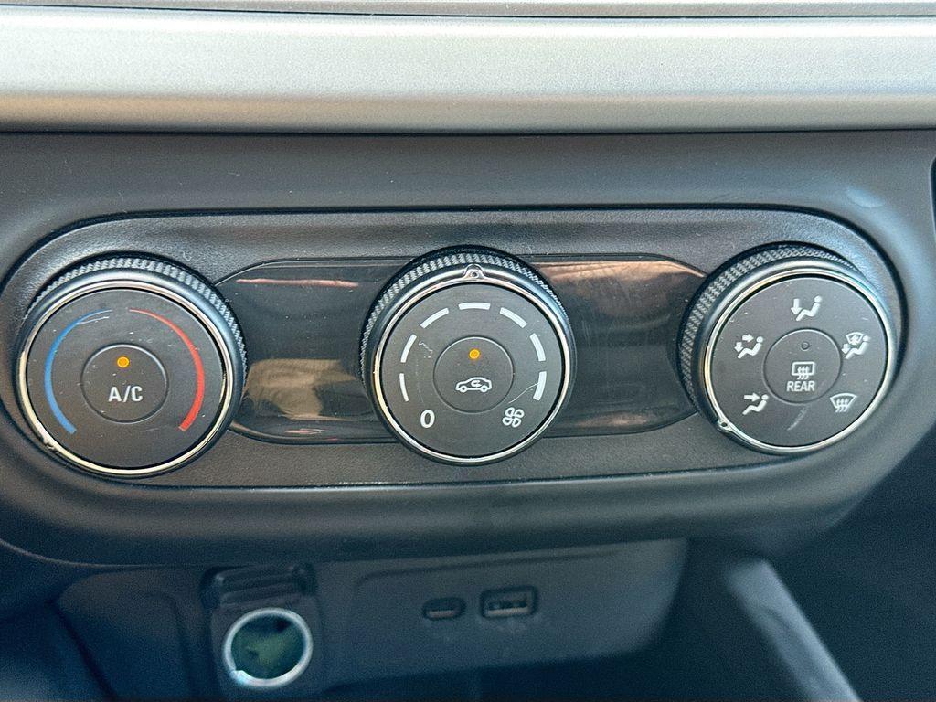 used 2025 Chevrolet Trax car, priced at $19,995