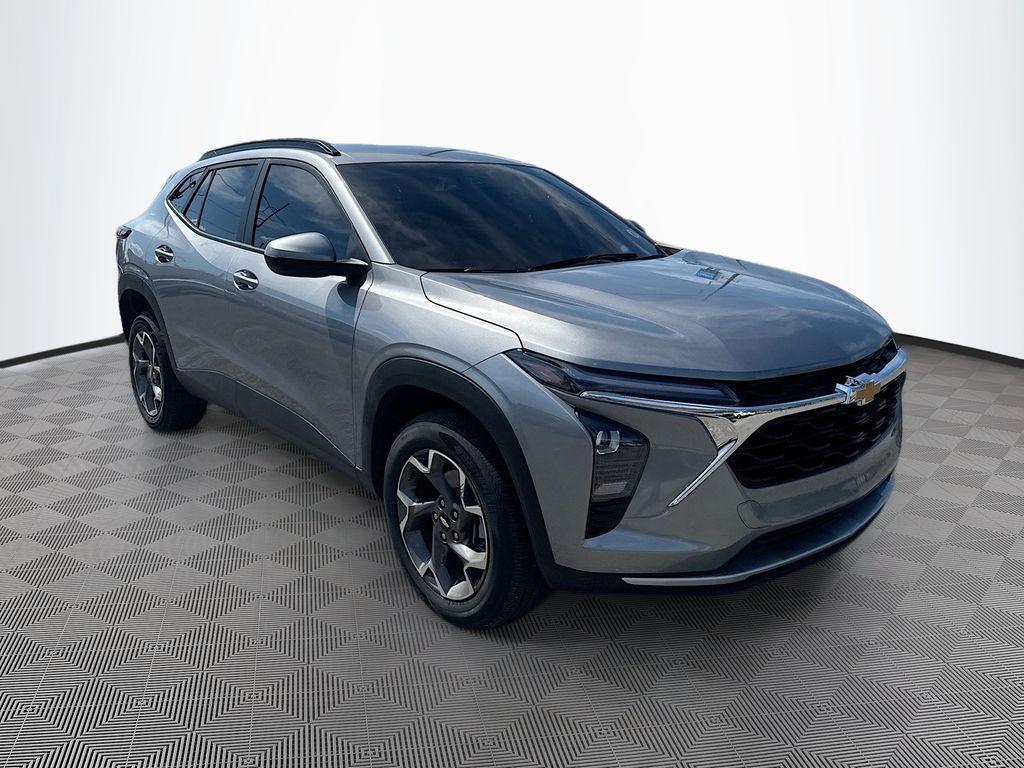 used 2025 Chevrolet Trax car, priced at $20,998