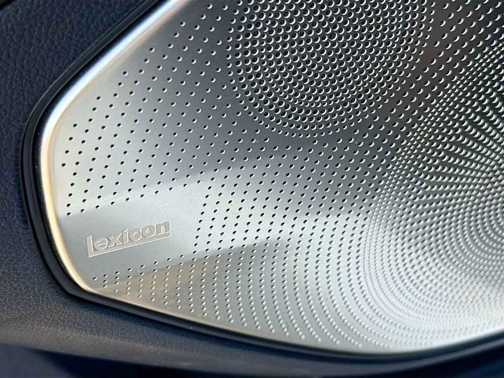 used 2021 Genesis G90 car, priced at $29,888