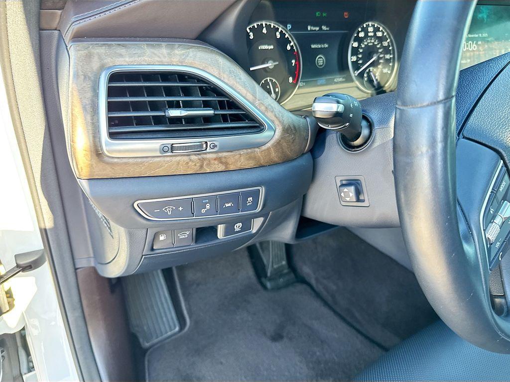 used 2021 Genesis G90 car, priced at $29,888