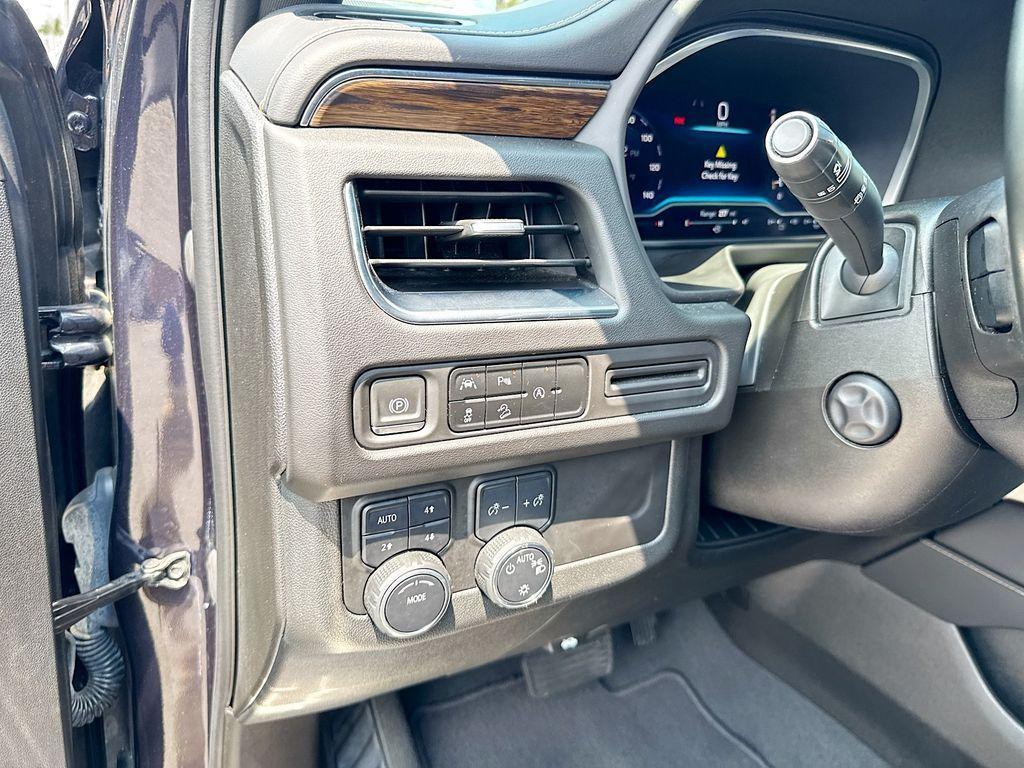 used 2023 Chevrolet Tahoe car, priced at $52,635