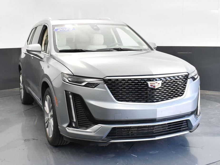 used 2023 Cadillac XT6 car, priced at $36,989