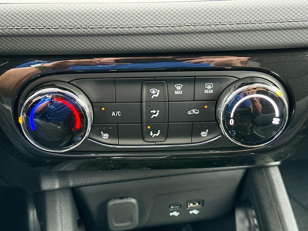 new 2024 Chevrolet TrailBlazer car, priced at $27,510
