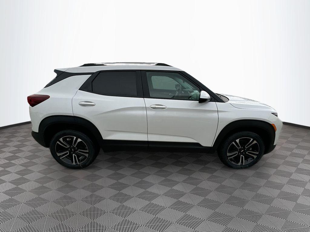 new 2024 Chevrolet TrailBlazer car, priced at $27,510