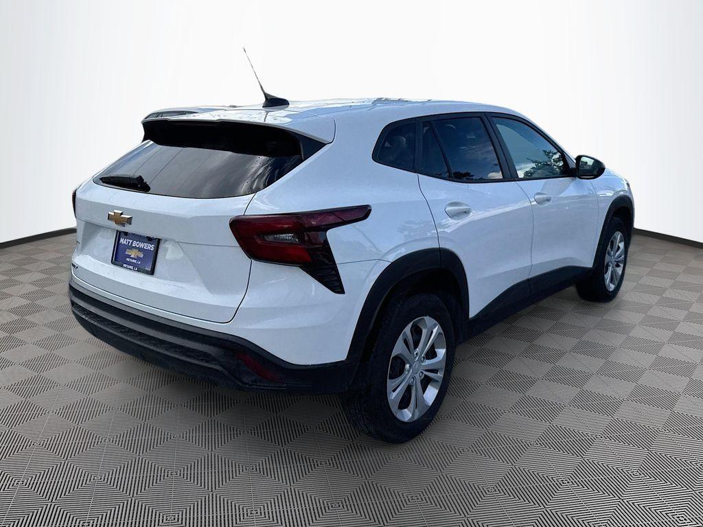 used 2025 Chevrolet Trax car, priced at $19,995