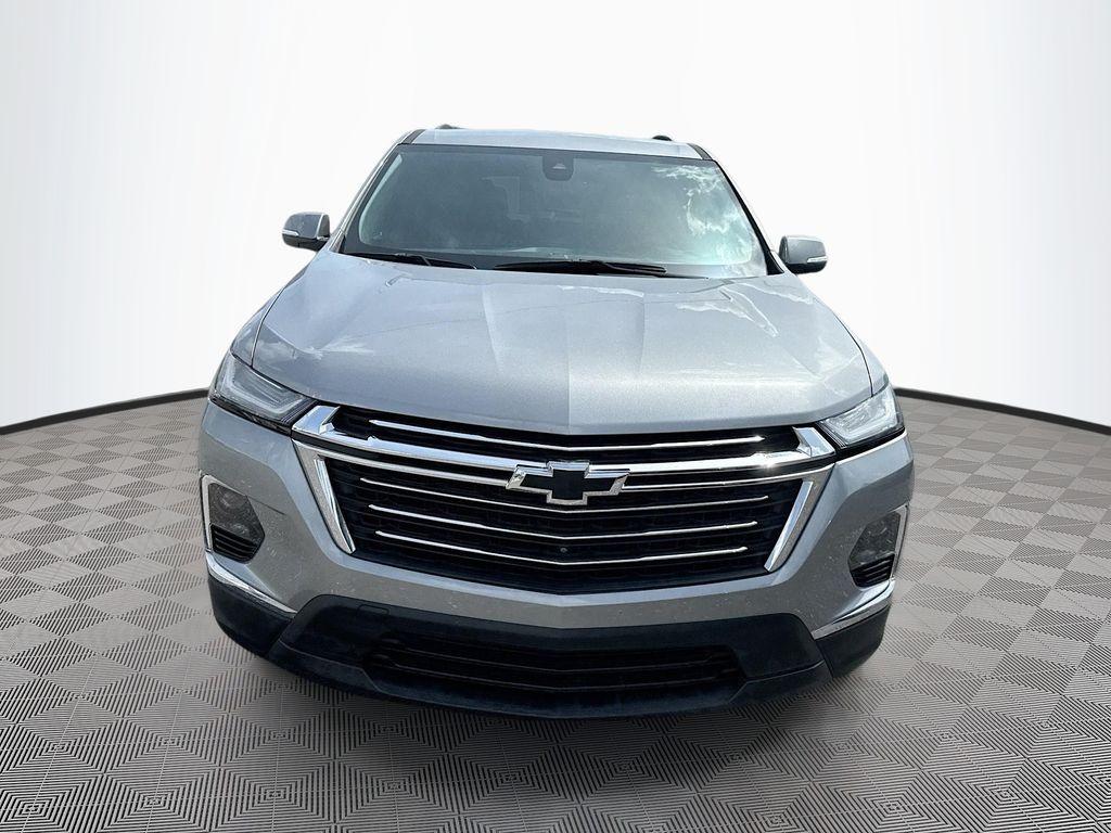 used 2023 Chevrolet Traverse car, priced at $27,988