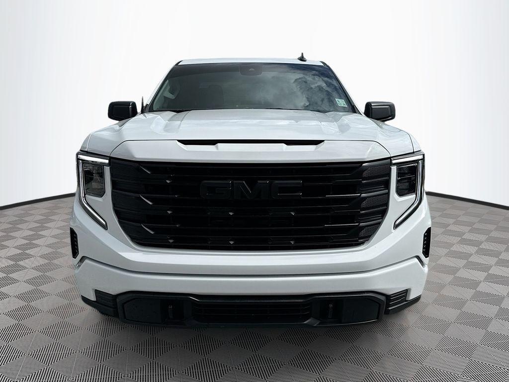used 2024 GMC Sierra 1500 car, priced at $30,998