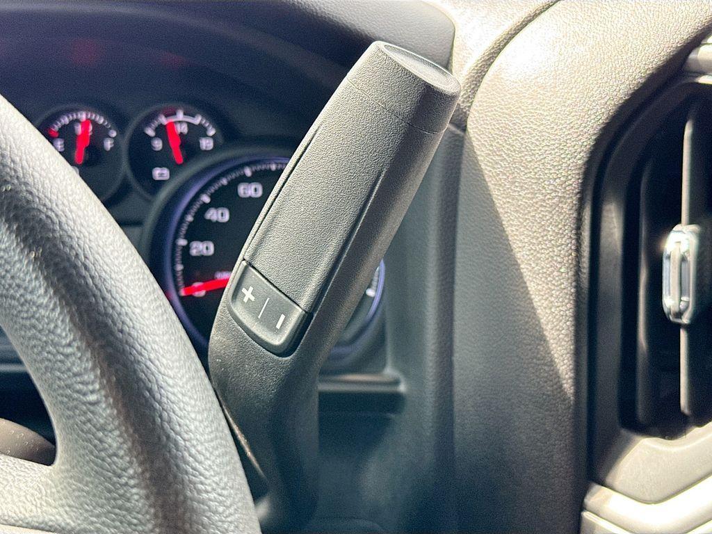 used 2024 GMC Sierra 1500 car, priced at $30,998