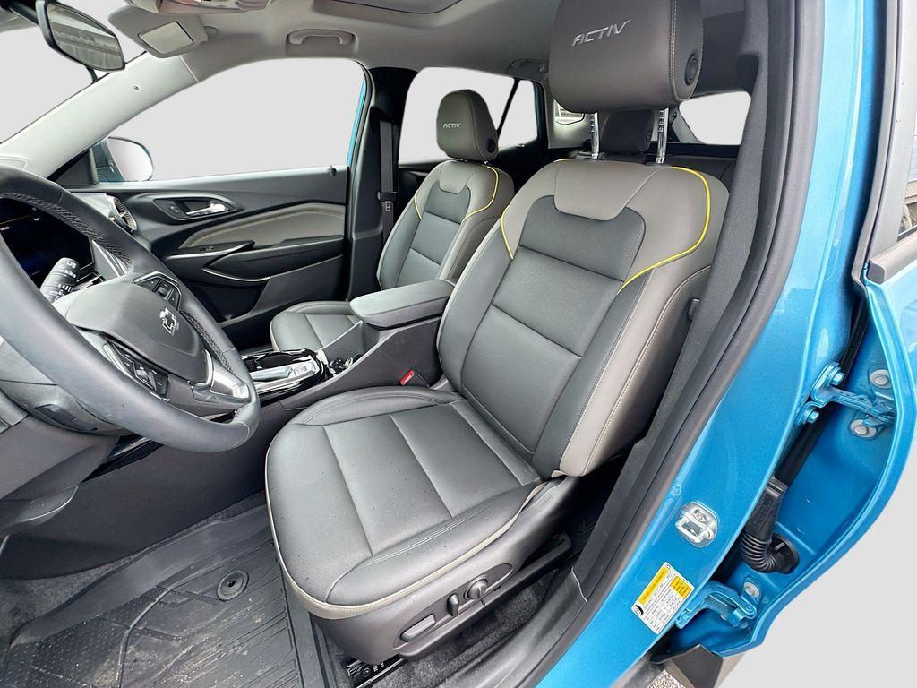 used 2025 Chevrolet Trax car, priced at $25,488