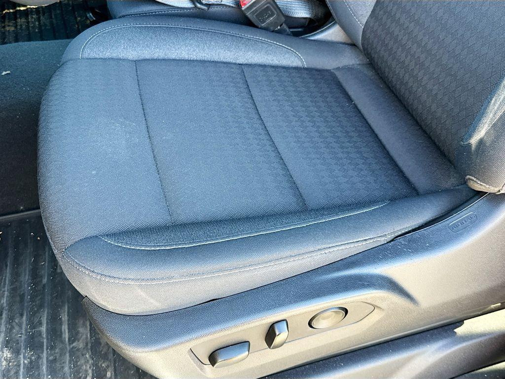 used 2025 Chevrolet Silverado 1500 car, priced at $38,676