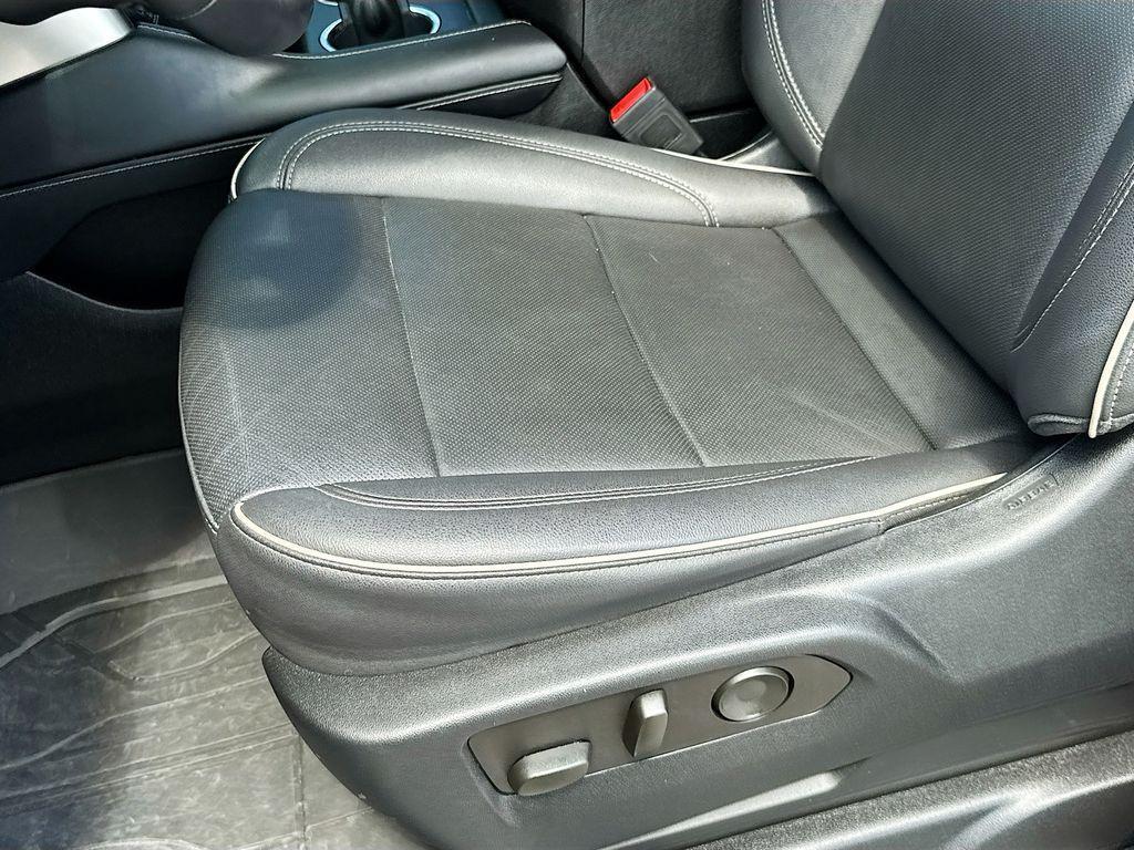 used 2023 Chevrolet Tahoe car, priced at $58,998