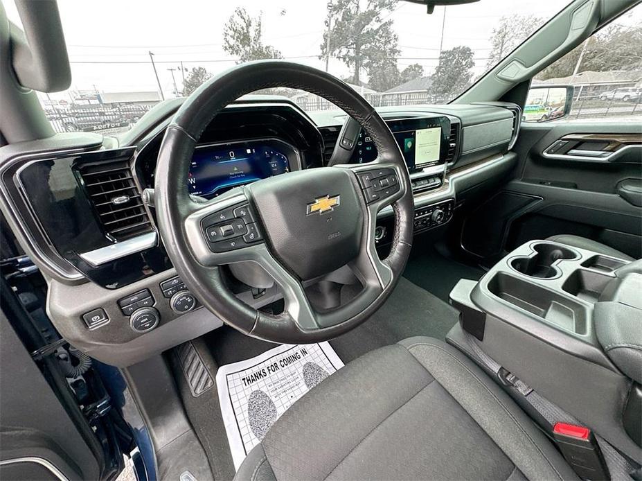 used 2022 Chevrolet Silverado 1500 car, priced at $33,288