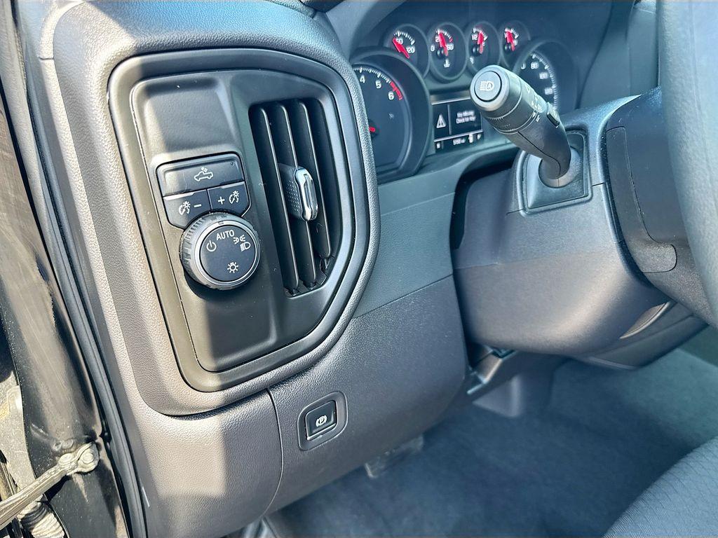 used 2024 Chevrolet Silverado 1500 car, priced at $37,419