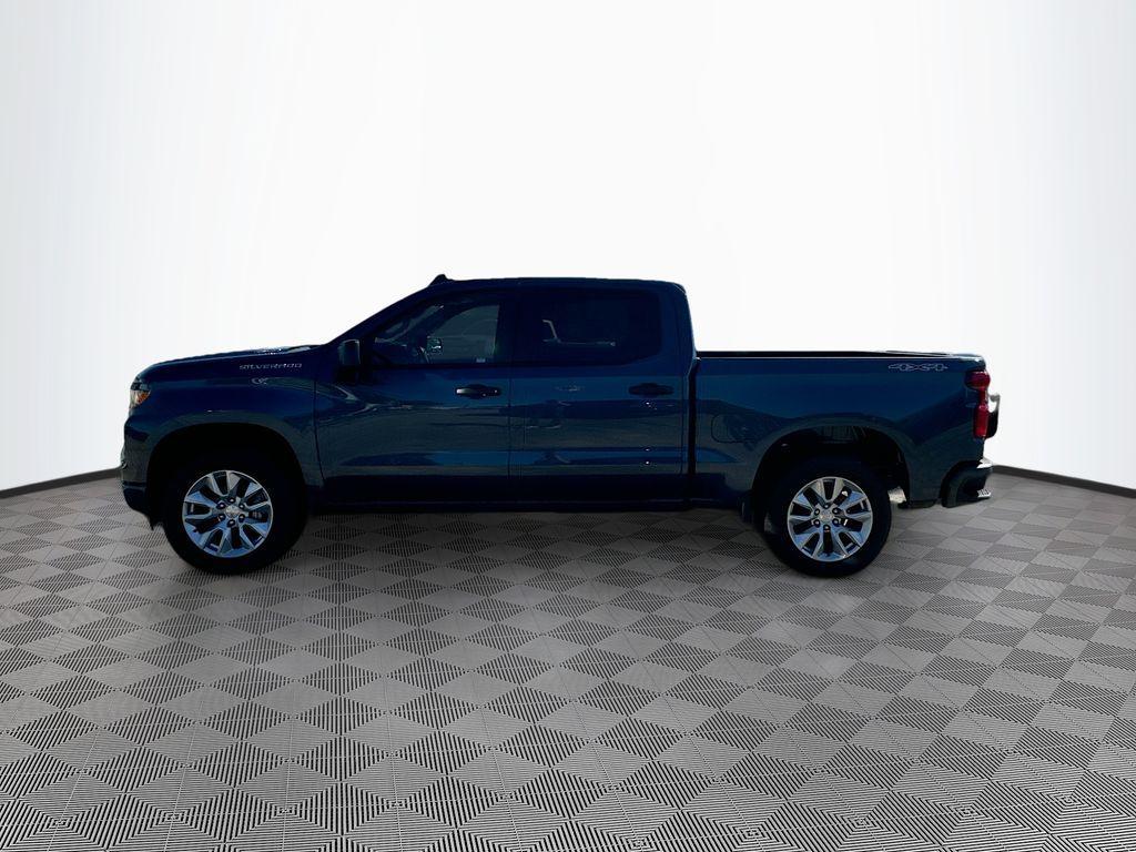 new 2024 Chevrolet Silverado 1500 car, priced at $43,605