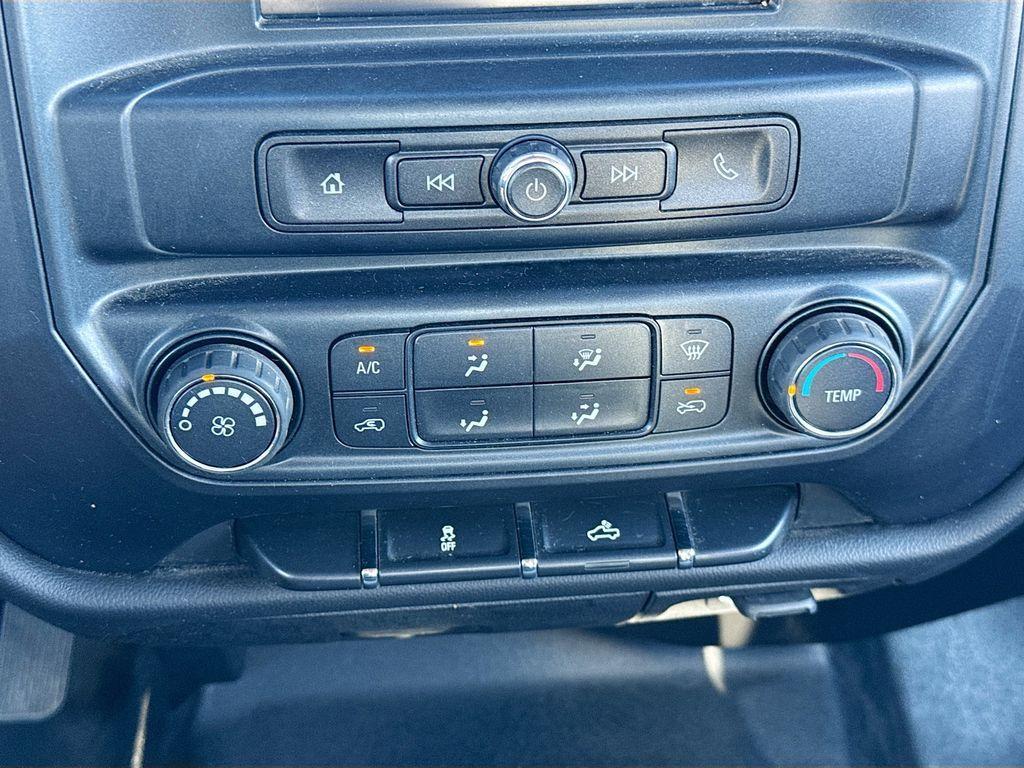 used 2018 Chevrolet Silverado 1500 car, priced at $21,988