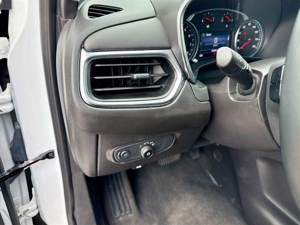 used 2024 Chevrolet Equinox car, priced at $22,388