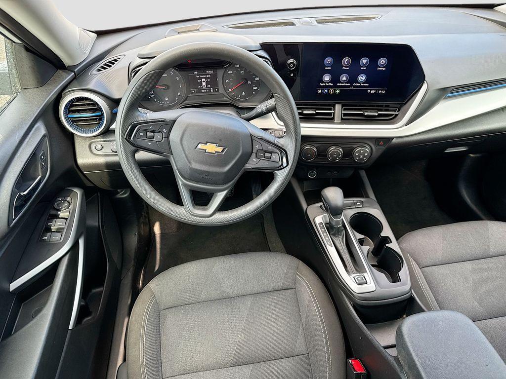 used 2025 Chevrolet Trax car, priced at $19,995