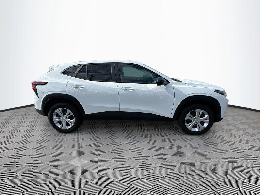 used 2025 Chevrolet Trax car, priced at $19,995