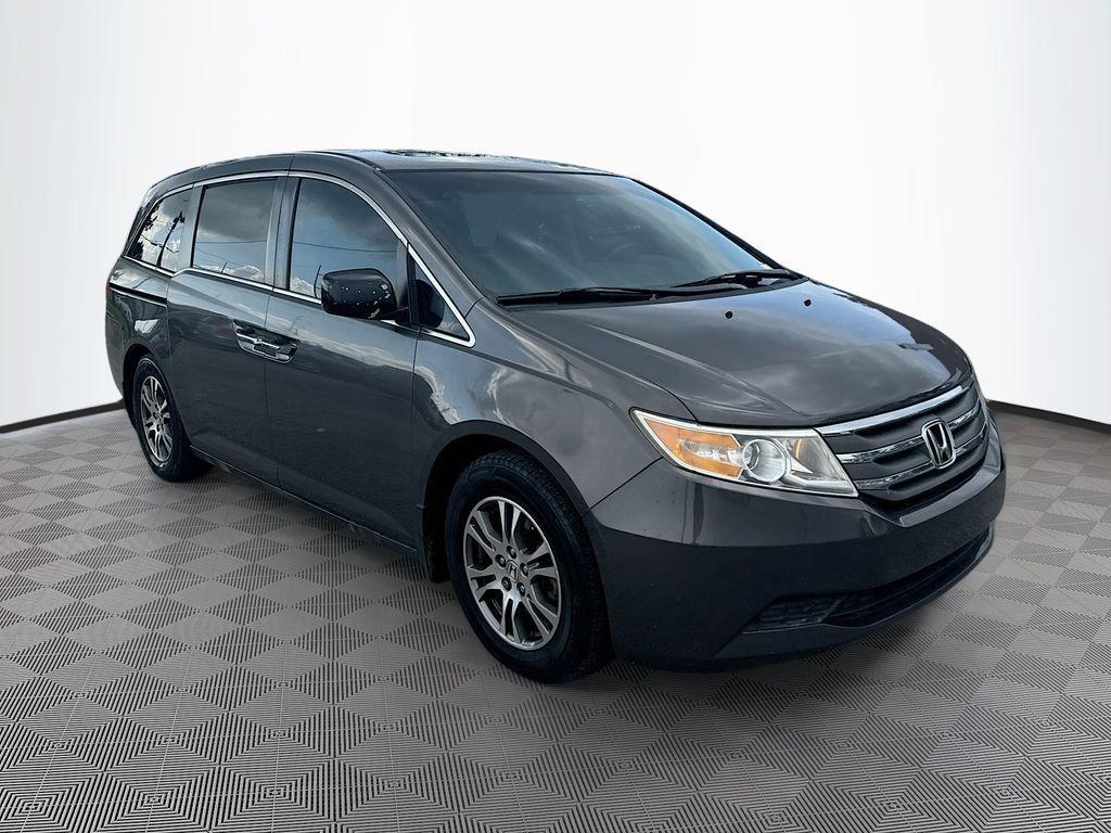 used 2013 Honda Odyssey car, priced at $5,000