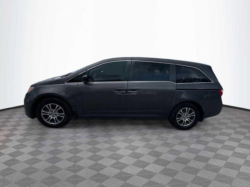 used 2013 Honda Odyssey car, priced at $5,000