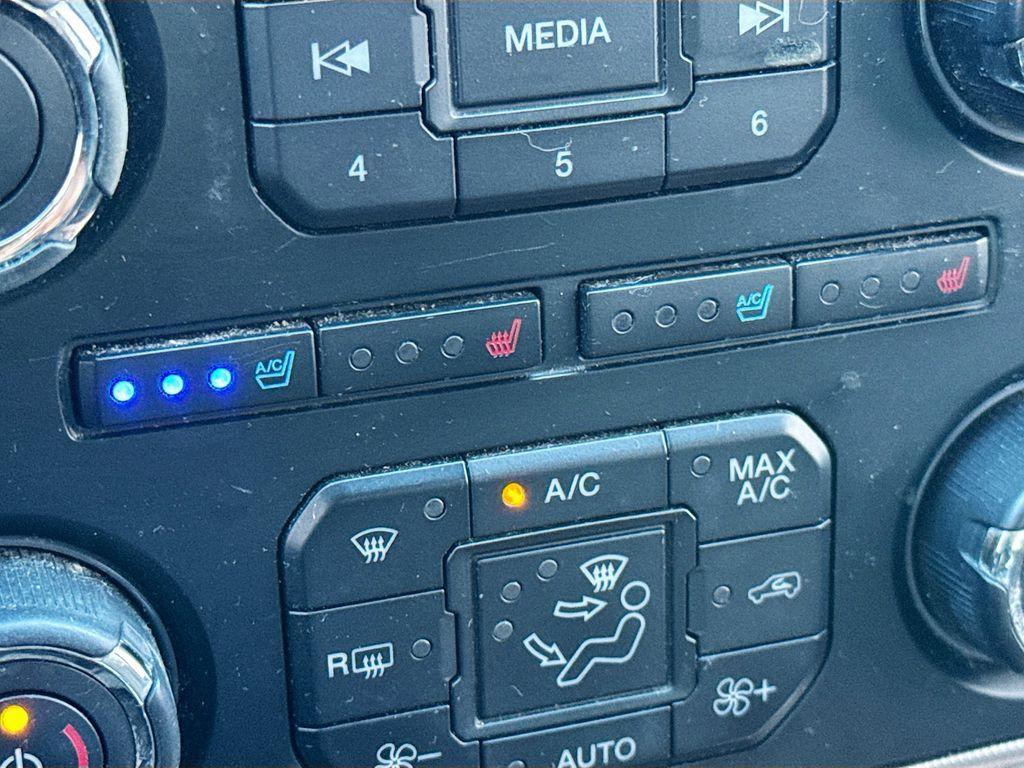 used 2017 Ford Expedition car, priced at $9,998