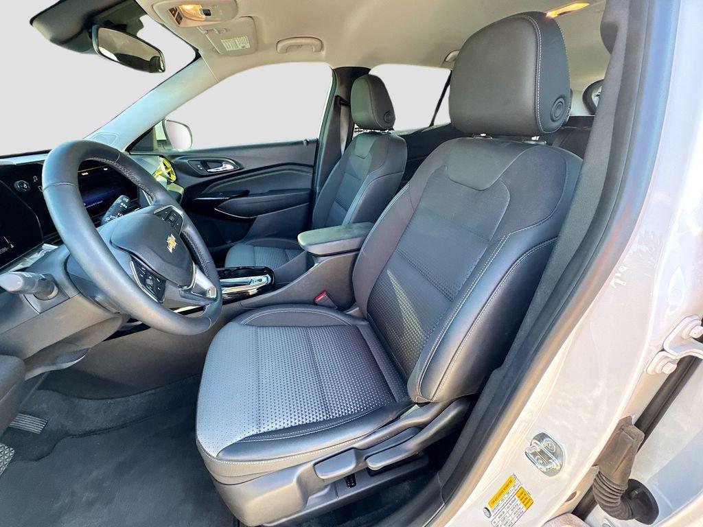 used 2024 Chevrolet Trax car, priced at $21,998