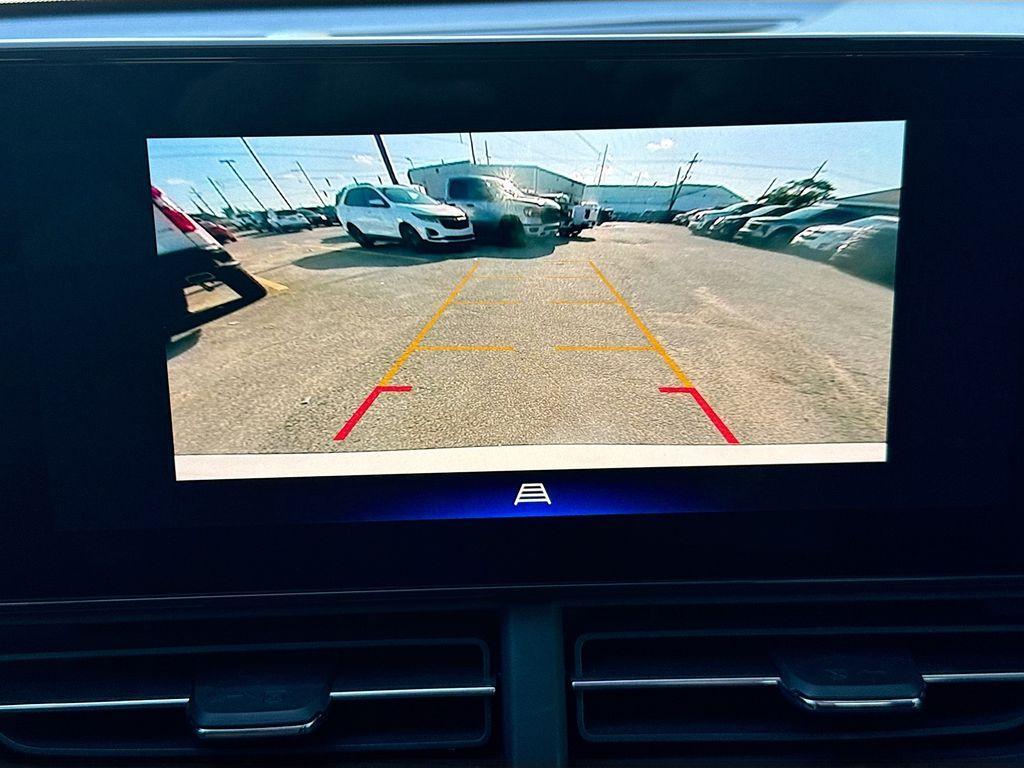 used 2024 Chevrolet Trax car, priced at $21,998