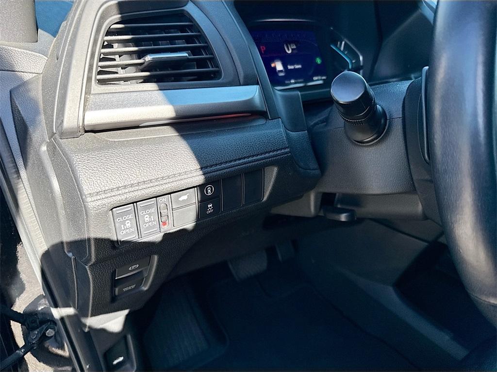 used 2023 Honda Odyssey car, priced at $33,887